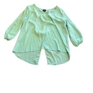 Rue21 Green Asymmetrical 3/4 Sleeve Blouse